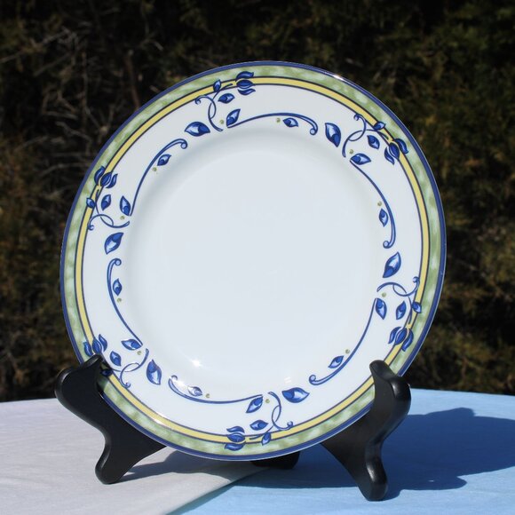 French Provincial Accent Salad Plates - Picture 3 of 5